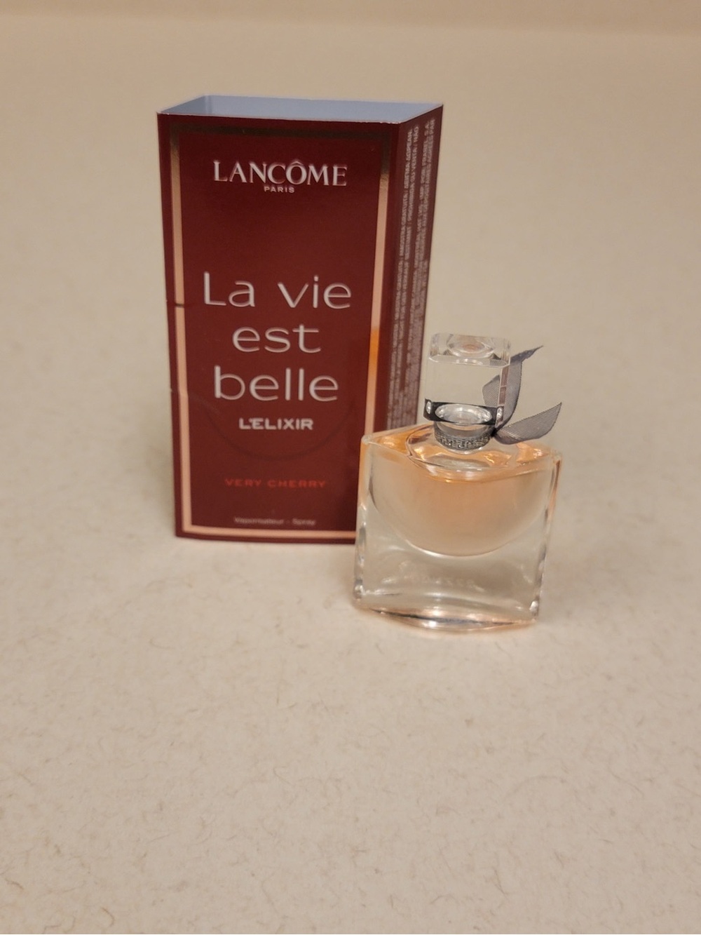 Lancome - La vie est belle- Mini Dabber (4 ml.) & sample (1.2 ml.)